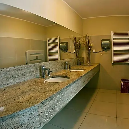 Kaszuby Zacisze Bed & Breakfast 3*