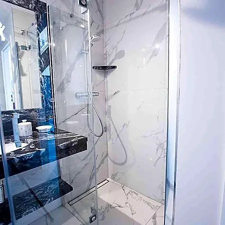 Kaszuby Zacisze 3*