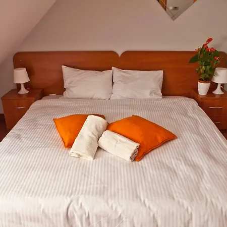 فندق مبيت وإفطار Kaszuby Zacisze 3*
