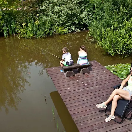 Kaszuby Zacisze Bed & Breakfast